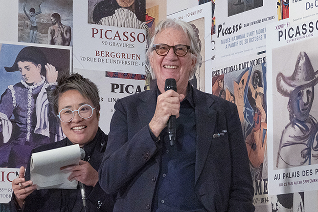 特別展「ピカソ meets ポール・スミス 遊び心の冒険へ」の内覧会に登場したポール・スミスさん