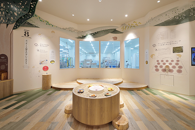 アトリエうかい Cafe ＆ Factory HACHIOJI（アトリエうかい カフェ＆ファクトリー 八王子）のお菓子工房見学スペース